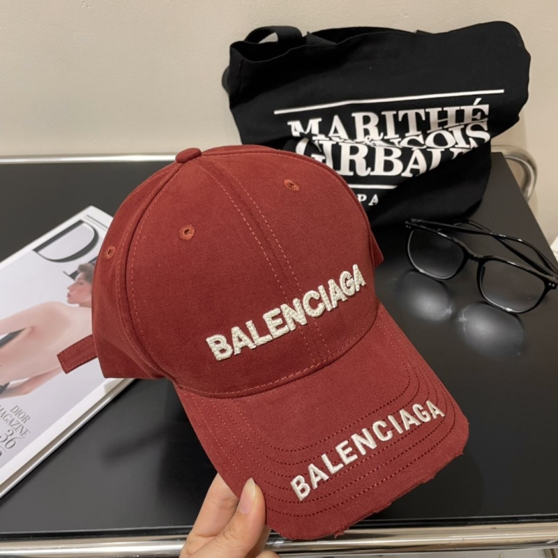 BALENCIAGA